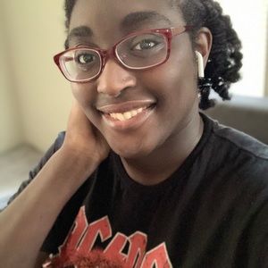 Meet your Posher, Chelsey